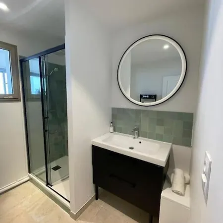 Penthouse / 2 Bedrooms In City Center Of Angers Exterior photo